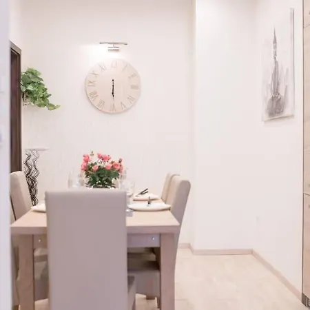Very Modern And Cozy Ac *