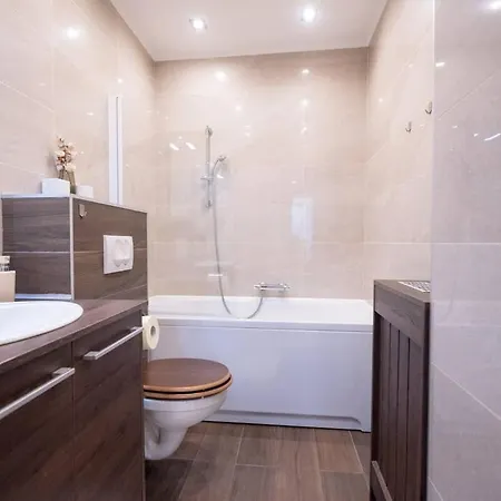 Very Modern&cozy Ac