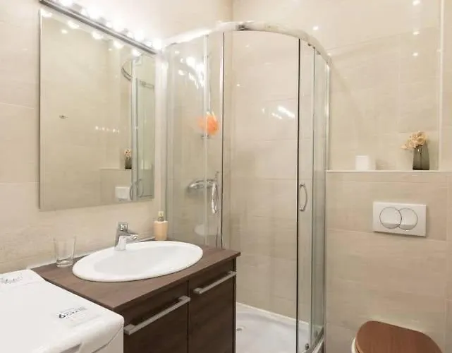 Very Modern And Cozy Ac Apartament