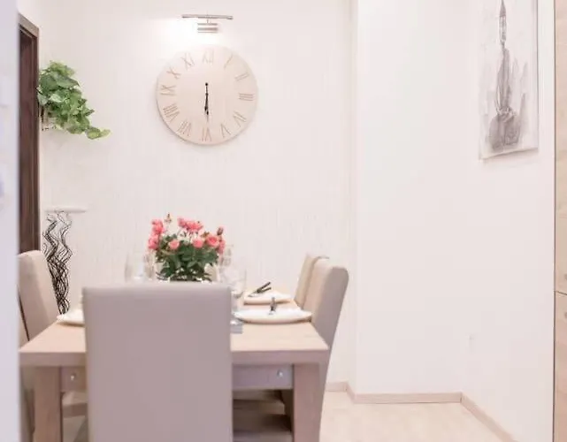 Very Modern And Cozy Ac *