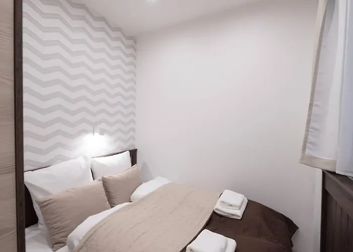 Very Modern And Cozy Ac Budapest