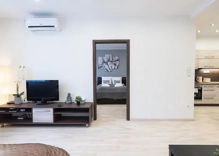 Very Modern And Cozy Ac Apartment *