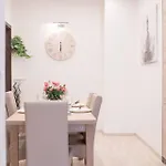 Very Modern And Cozy Ac *